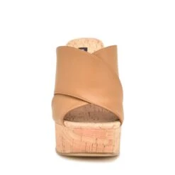 Nine West Girlz Platform Sandals -Nine West Shop e557397bf1c89c6f5aef4a11d046ea76781f695a